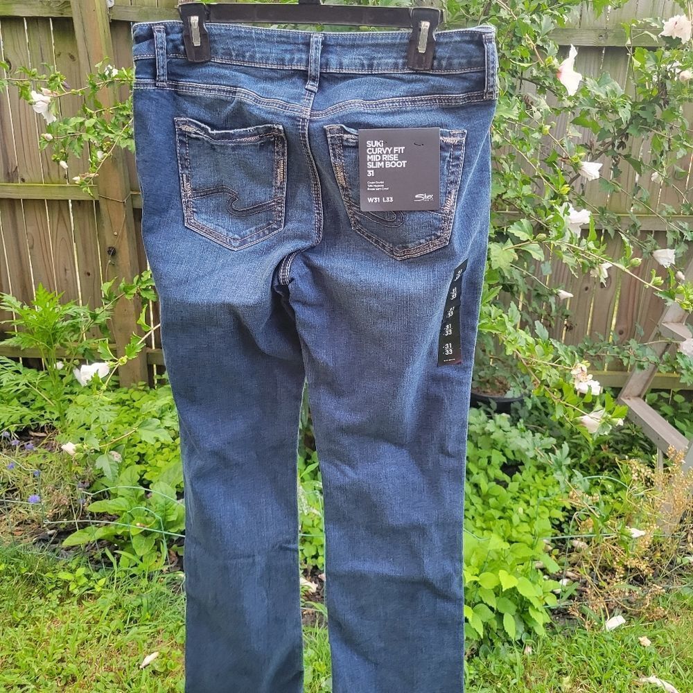 Silver Jeans - Picture 12 of 13